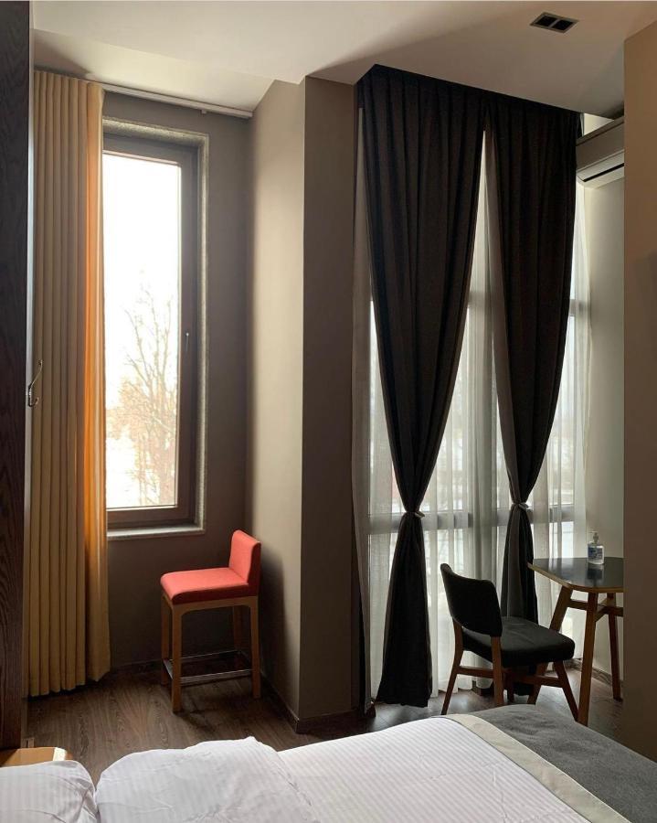 Guest House People Korce Exterior photo
